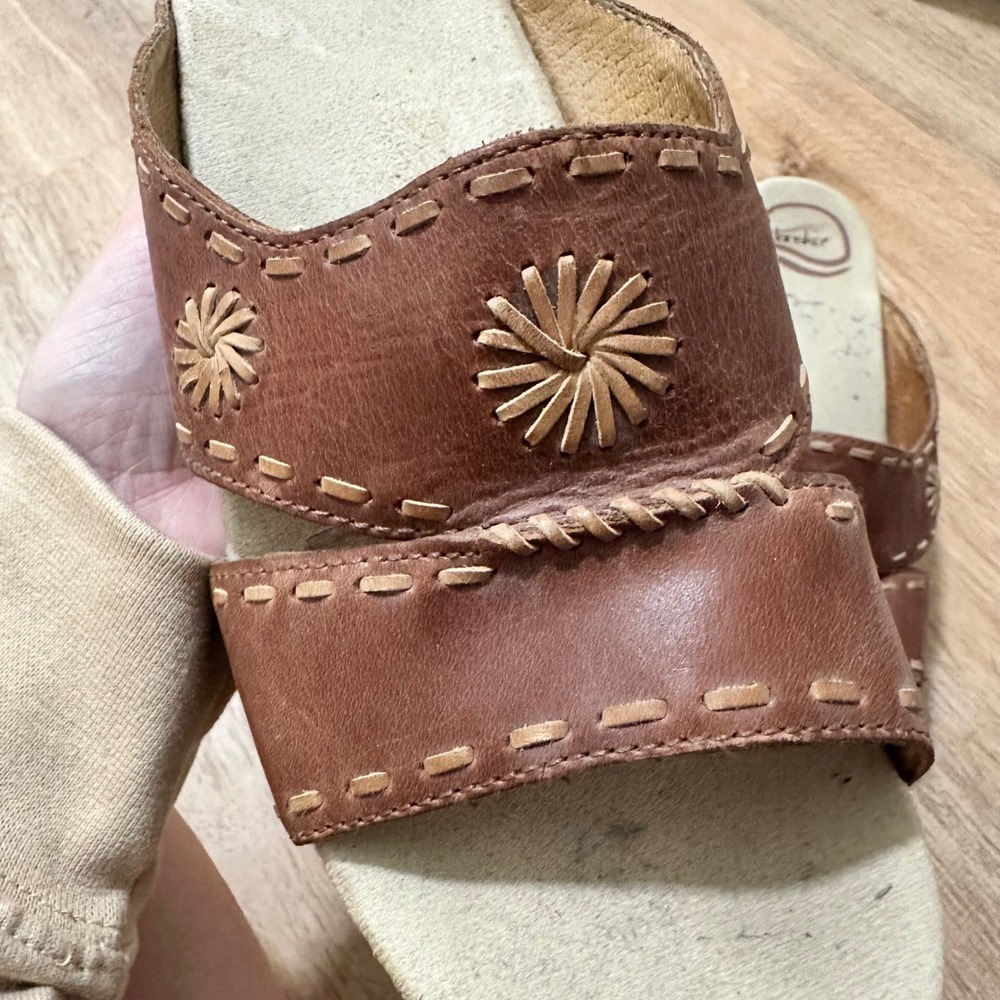Dansko | Brown Leather Whipstitch Sunburst Platform Clog Slide Sandals, EU 39 - Picture 3 of 8